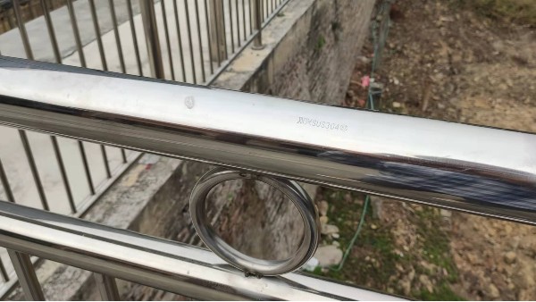 建筑工程用不銹鋼管規(guī)格厚度如何挑選？