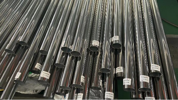 掌握304不銹鋼管材重量計(jì)算公式，輕松預(yù)估工程用材需求